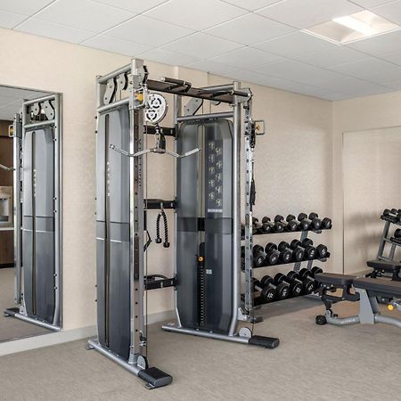 Springhill Suites By Marriott Menomonee Falls Экстерьер фото