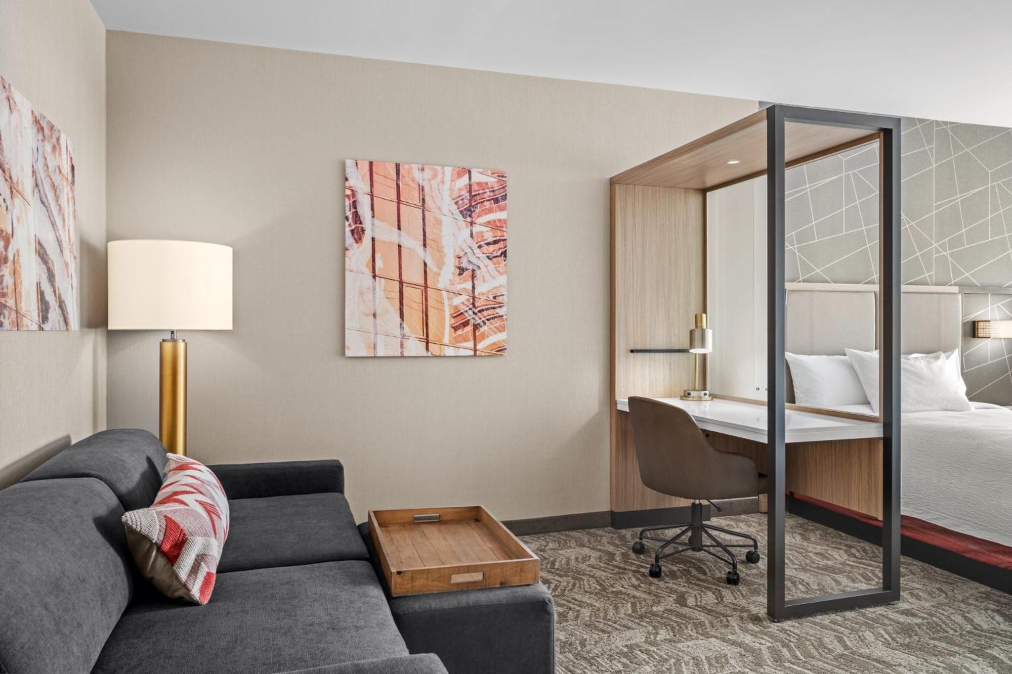 Springhill Suites By Marriott Menomonee Falls Экстерьер фото